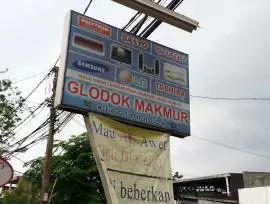  Glodok Makmur