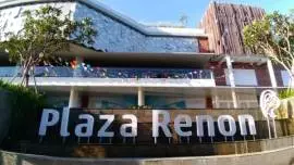 Plaza Renon