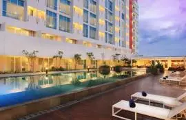 Kolam Renang Hotel Swiss Belinn