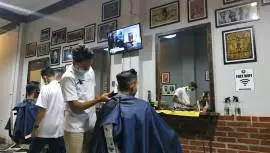 Five-O Premium Barbershop Sekaran UNNES Semarang