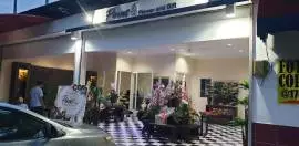 Pinus Florist - Flower and Gift | Florist in Surab